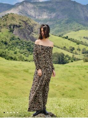 FARM Rio Black Floral Off-Shoulder Maxi Dress